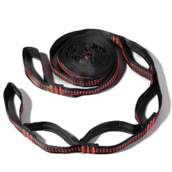 Une sangle de fixation rouge pour hamac